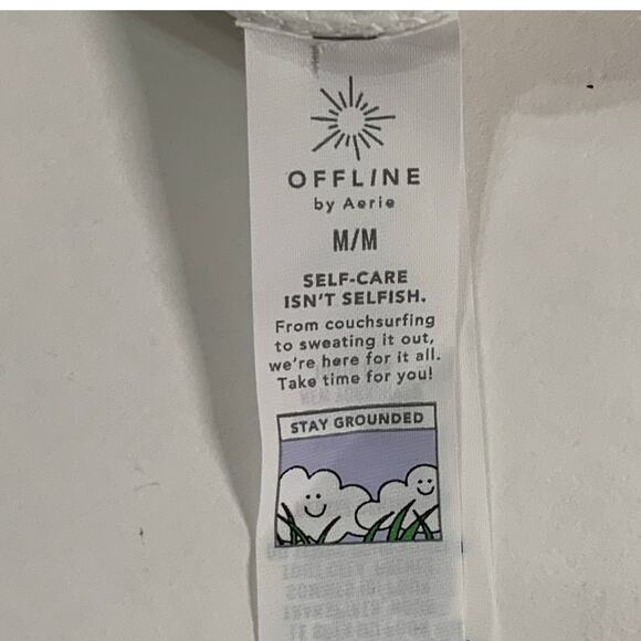 OFFLINE By Aerie M Real Me Ruched Flowy Short Air White Flowy Overlay - Picture 5 of 10